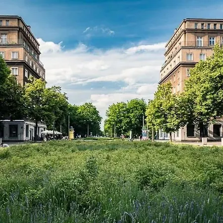 Nowa Huta Super Star Apartman *